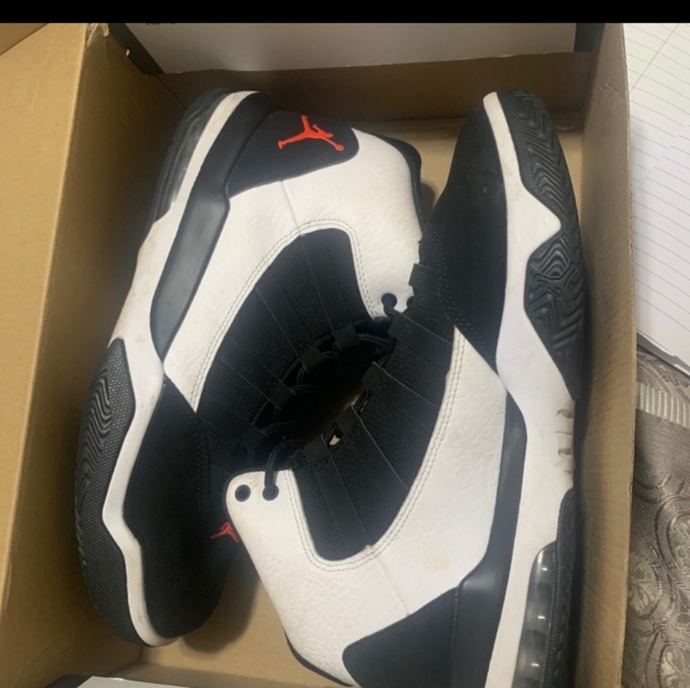 🎉HP🎉Nike Jordan Max Aura White/Infared Kids 11c - Picture 6 of 9